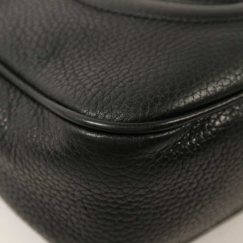 GUCCI 牛皮皮革Soho Disco金扣肩背袋-10