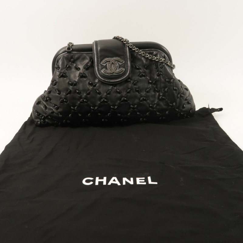 CHANEL 羊皮皮革Chic Knot Clutch Bag鏈帶肩背袋-8
