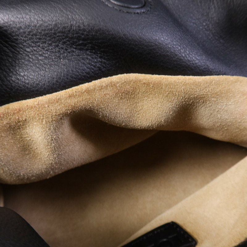 LOEWE 羊皮皮革Flamenco金扣肩背袋-14