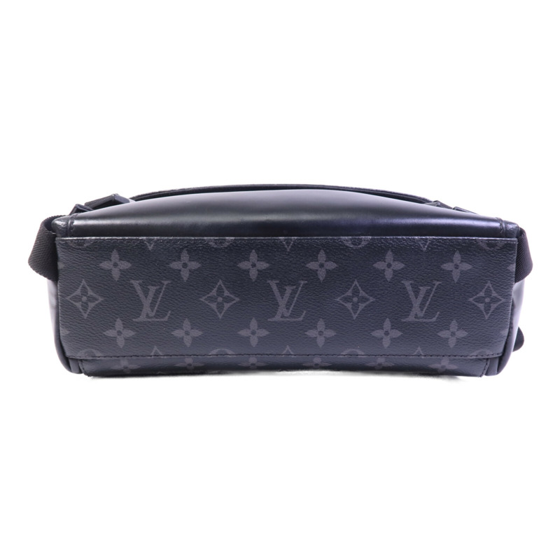 LOUIS VUITTON Monogram Eclipse Messenger PM Voyager銀扣肩背袋-3