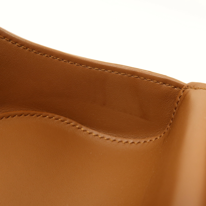 SAINT LAURENT 牛皮皮革June Box金扣肩背袋-15