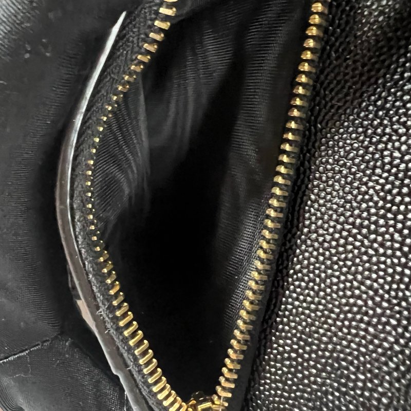 YSL 403943  黑金魚子醬三折短夾-8