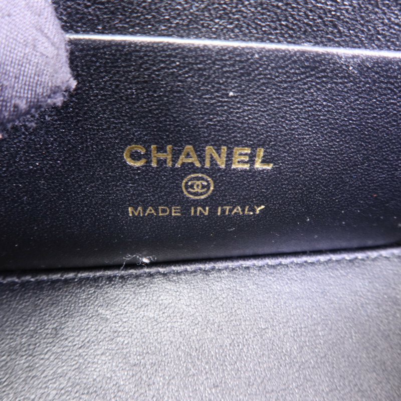 CHANEL 牛皮皮革Vanity Case金扣肩背袋-5