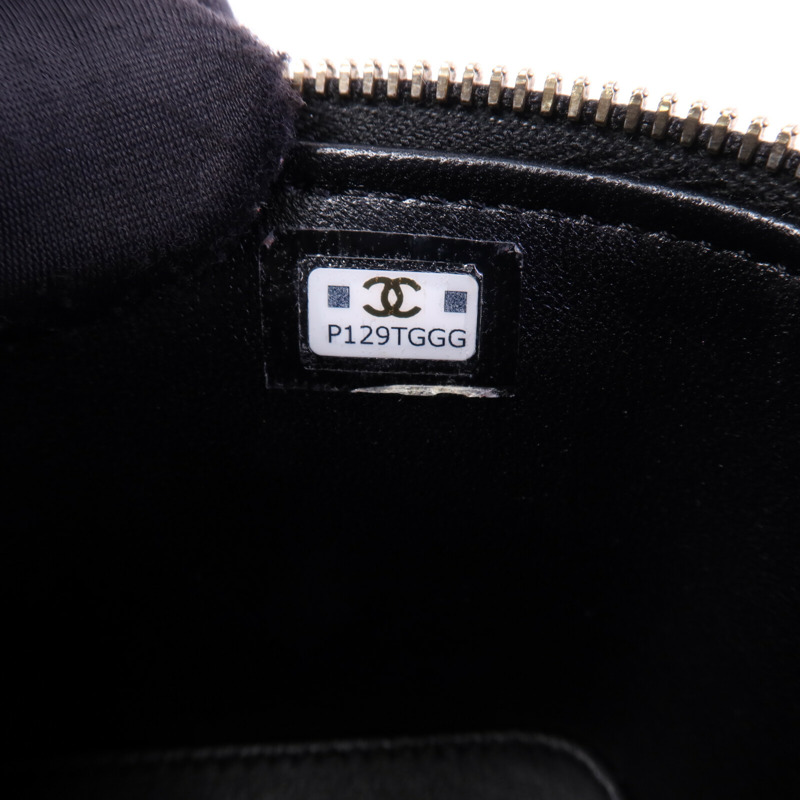 CHANEL 牛皮皮革Vanity Case金扣肩背袋-7