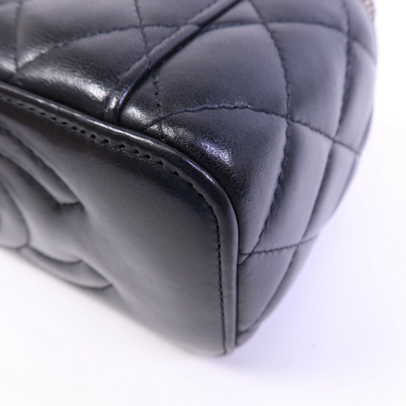 CHANEL 牛皮皮革Vanity Case金扣肩背袋-11