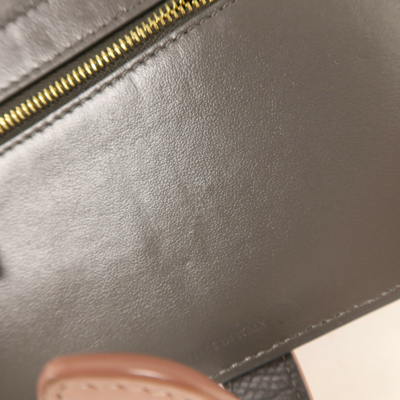 CELINE 牛皮皮革Medium Strap Wallet金扣錢包-17