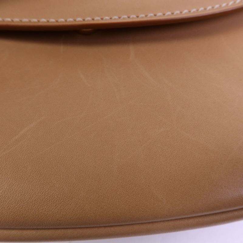 YVES SAINT LAURENT 牛皮皮革Kaia Bag金扣肩背袋-19