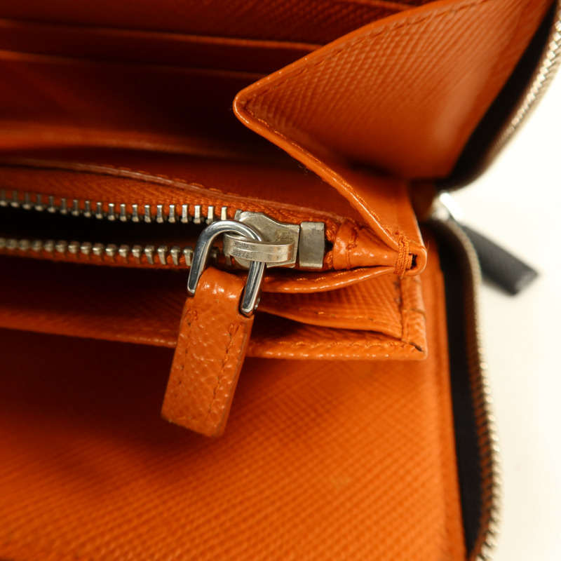 PRADA Saffiano皮革Long Round Wallet銀扣長錢包-8