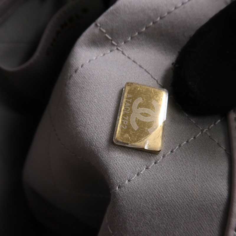 CHANEL 牛皮皮革2 Way Hobo Bag金扣肩背袋-7