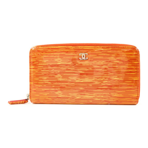 CHANEL 漆皮皮革Long Round Wallet銀扣長錢包
