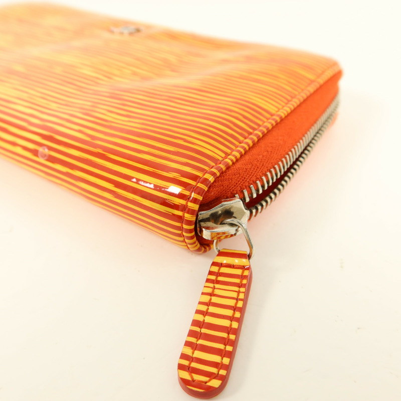 CHANEL 漆皮皮革Long Round Wallet銀扣長錢包-10