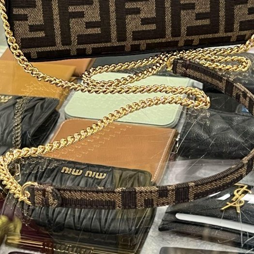 東區正精品㊣FENDI 8BS017 baguette 咖啡色緹花布 FF LOGO 斜背包手提包法棍包兩用包 RZ6329-8