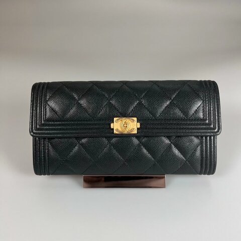 CHANEL BOY掀蓋長夾荔枝黑 A80286/晶片款