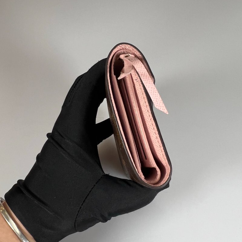 LV M62360 老花粉紅Victorine短夾-3