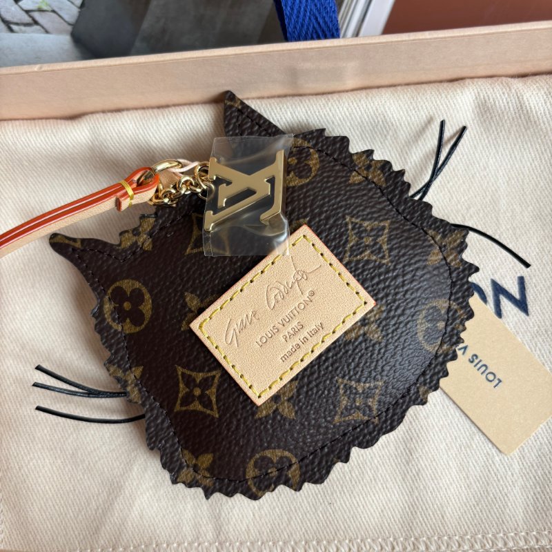 Grace Coddington ::LOUIS VUITTON:: LV M02944 LV Cat 波斯貓手袋皮革吊飾 掛飾-1