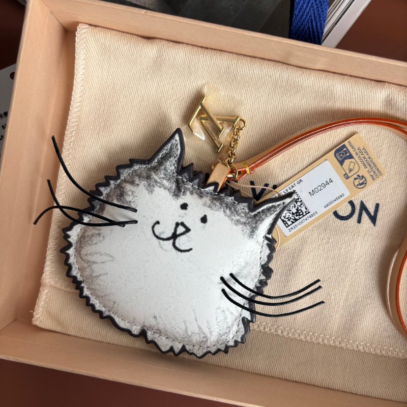 Grace Coddington ::LOUIS VUITTON:: LV M02944 LV Cat 波斯貓手袋皮革吊飾 掛飾-2