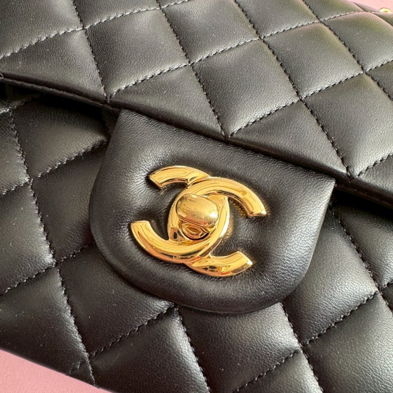 ✨香奈兒必買包款 CHANEL 黑色羊皮COCO25-2