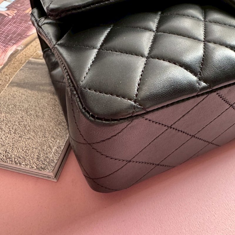 ✨香奈兒必買包款 CHANEL 黑色羊皮COCO25-4