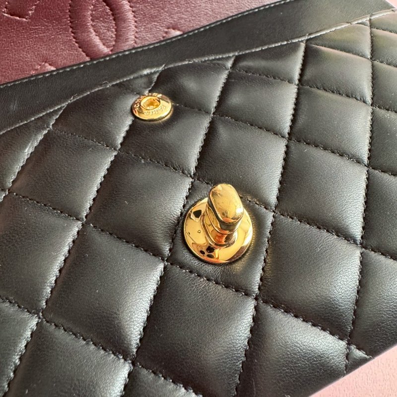 ✨香奈兒必買包款 CHANEL 黑色羊皮COCO25-11