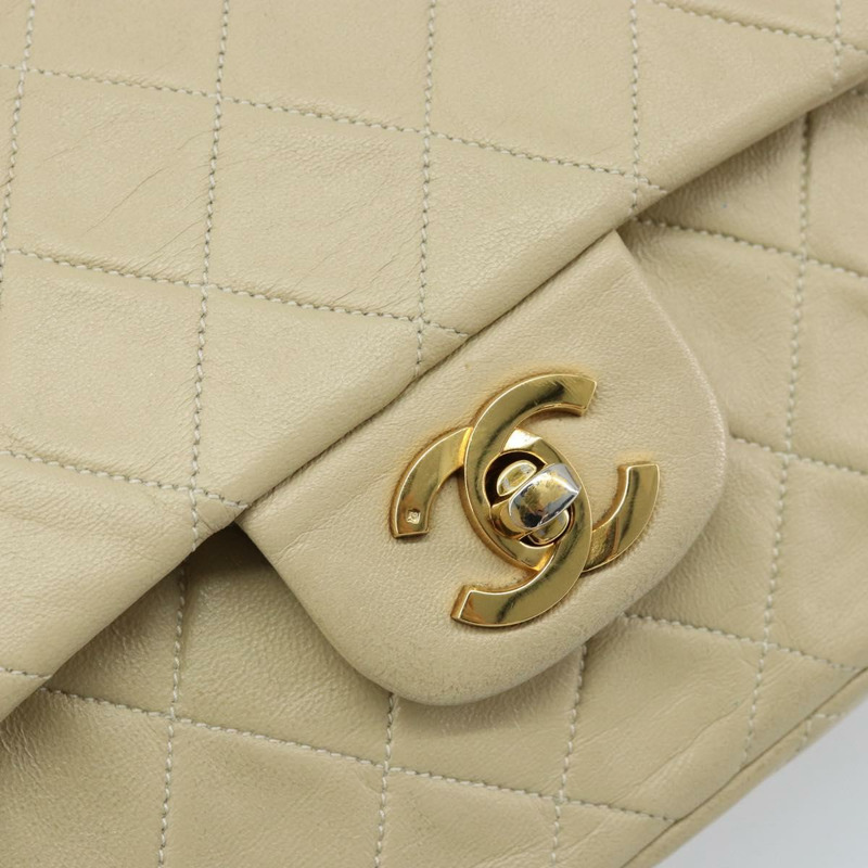 【日本直送】香奈兒雙蓋鏈條Matelasse23手袋，羊皮材質，米色，金色CC標誌，正品編號173005SAV-17