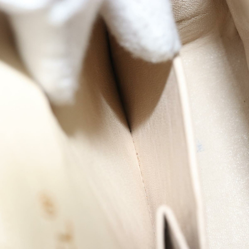 【日本直送】香奈兒雙蓋鏈條Matelasse23手袋，羊皮材質，米色，金色CC標誌，正品編號173005SAV-23