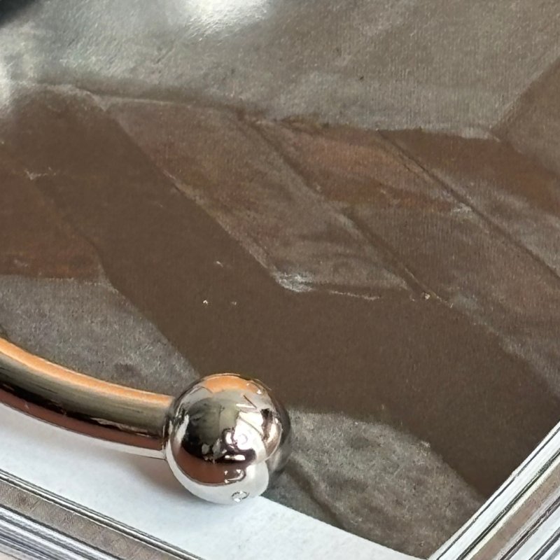 ::LOUIS VUITTON:: LV M64839 Monogram Jonc Bracelet 花紋鋼印 銀色金屬手鐲 手環-7