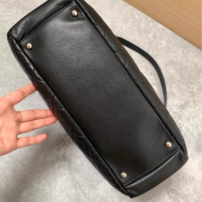 ♥️CHANEL香奈兒黑銀荔枝托特包-10
