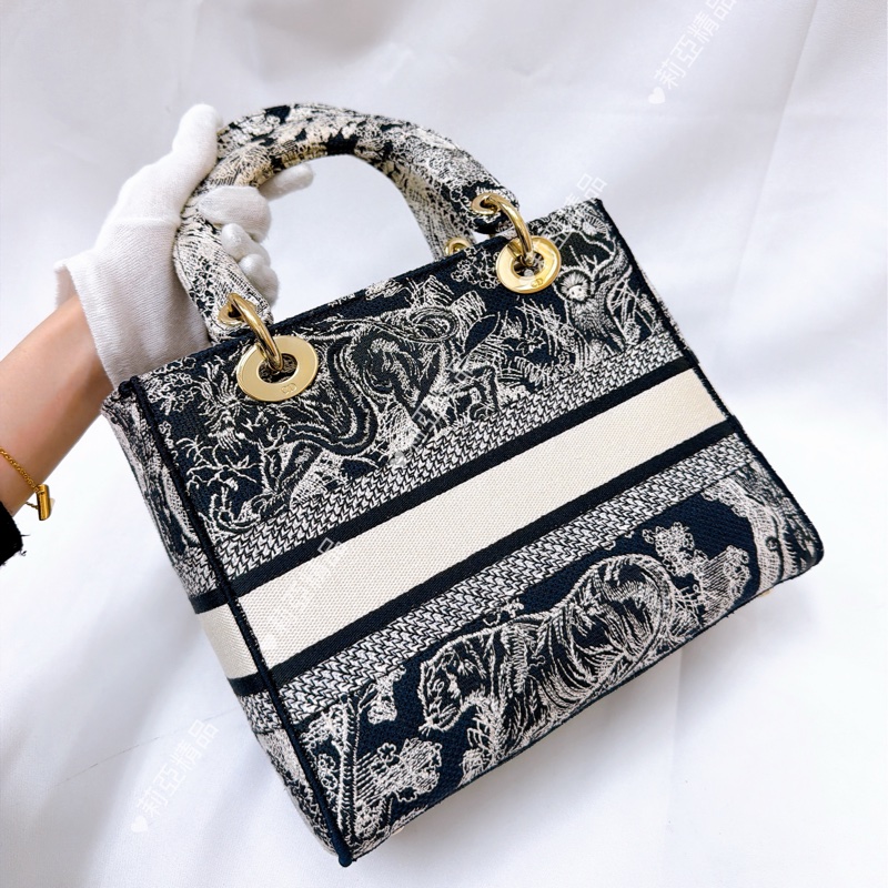 莉亞精品♡ Dior 動物刺繡黛妃包 二手美包-3