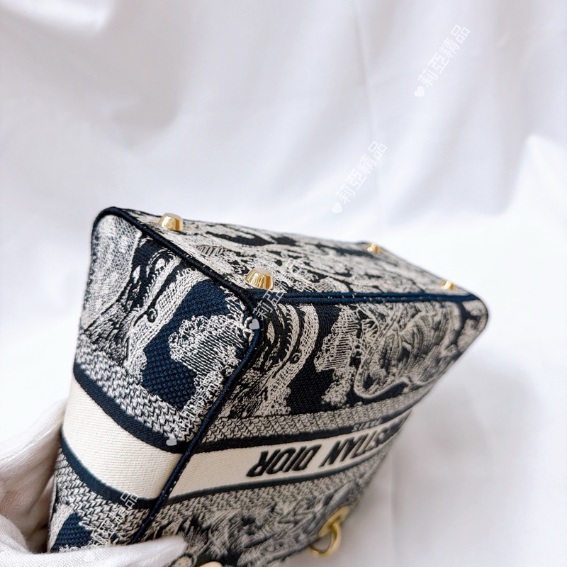 莉亞精品♡ Dior 動物刺繡黛妃包 二手美包-9
