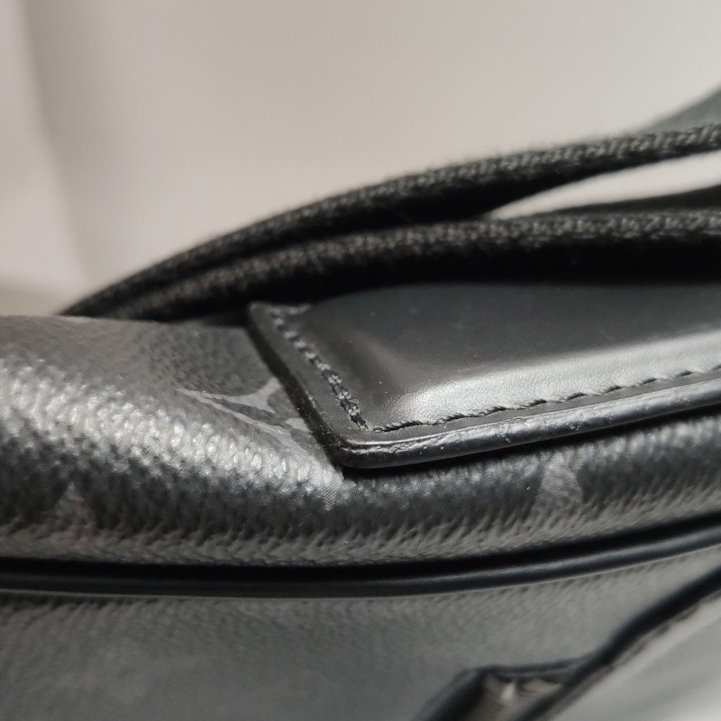 Louis Vuitton (LV)District牛皮Monogram印花翻 蓋郵差包斜背包單肩包-24