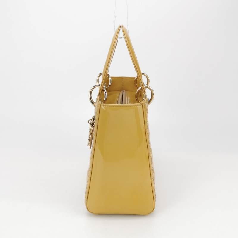 Dior Lady Dior戴妃包款中型漆皮藤格紋字母Logo吊飾單肩包-2