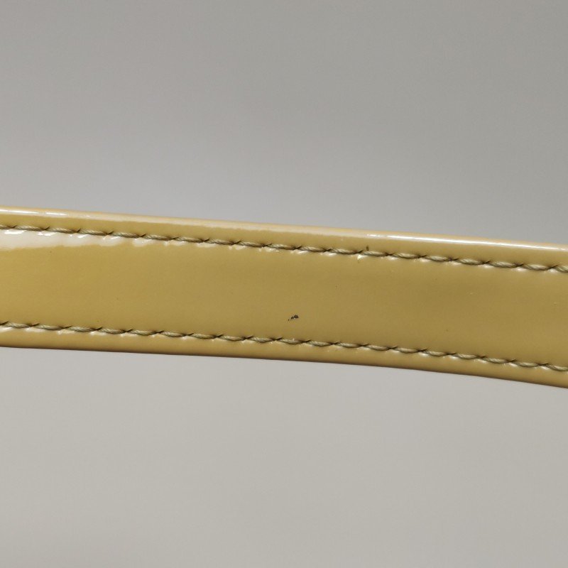 Dior Lady Dior戴妃包款中型漆皮藤格紋字母Logo吊飾單肩包-10