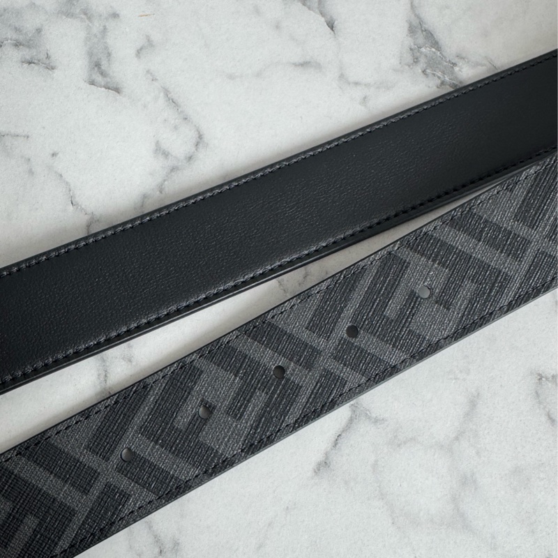 Fendi黑皮革老花銀釦皮帶110cm 膠膜未撕-8
