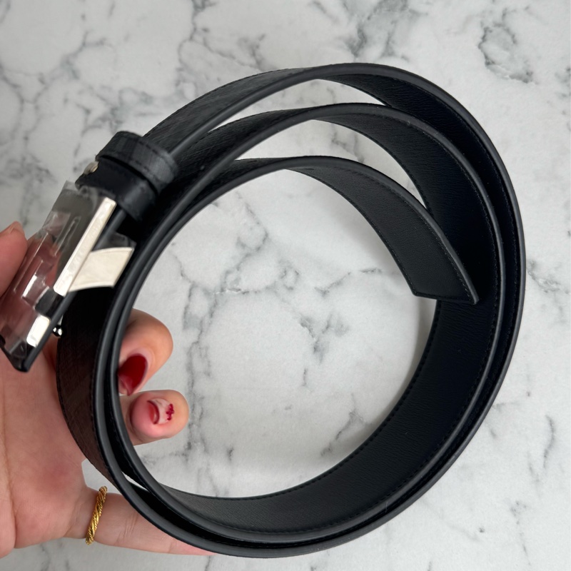 Fendi黑皮革老花銀釦皮帶110cm 膠膜未撕-13