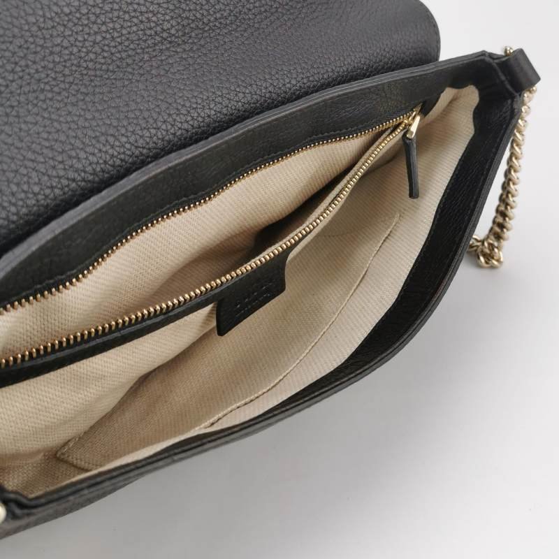 Gucci Soho標準款牛皮純色壓花雙G翻蓋包斜背包-6