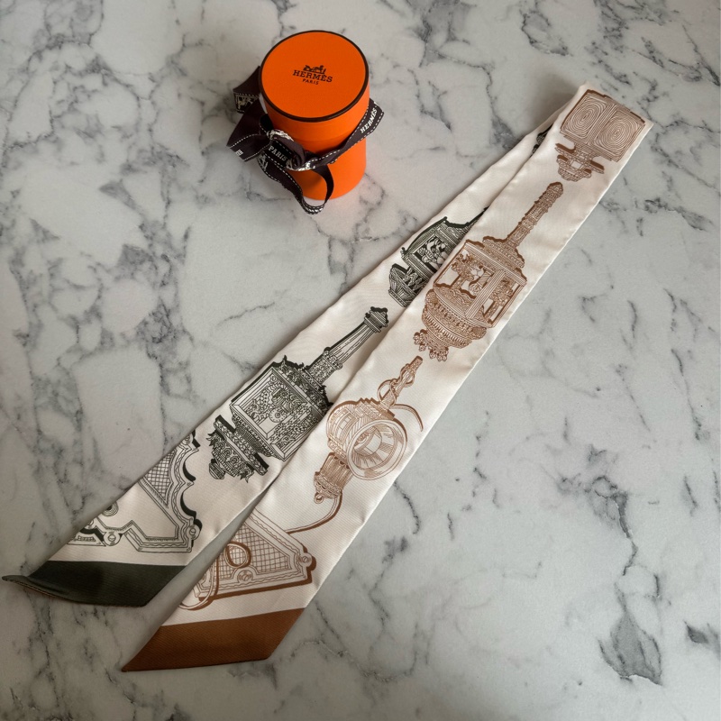 Hermes米色雙色藝術品Twilly-0