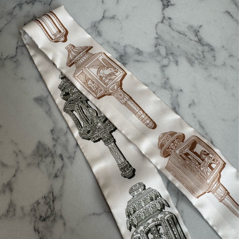 Hermes米色雙色藝術品Twilly-5