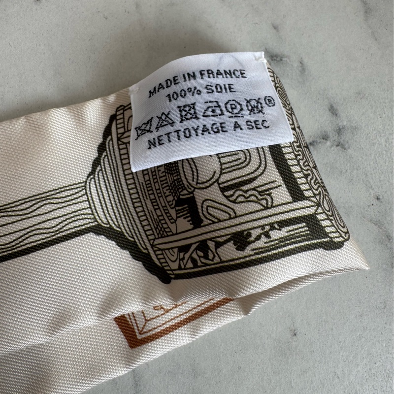 Hermes米色雙色藝術品Twilly-6