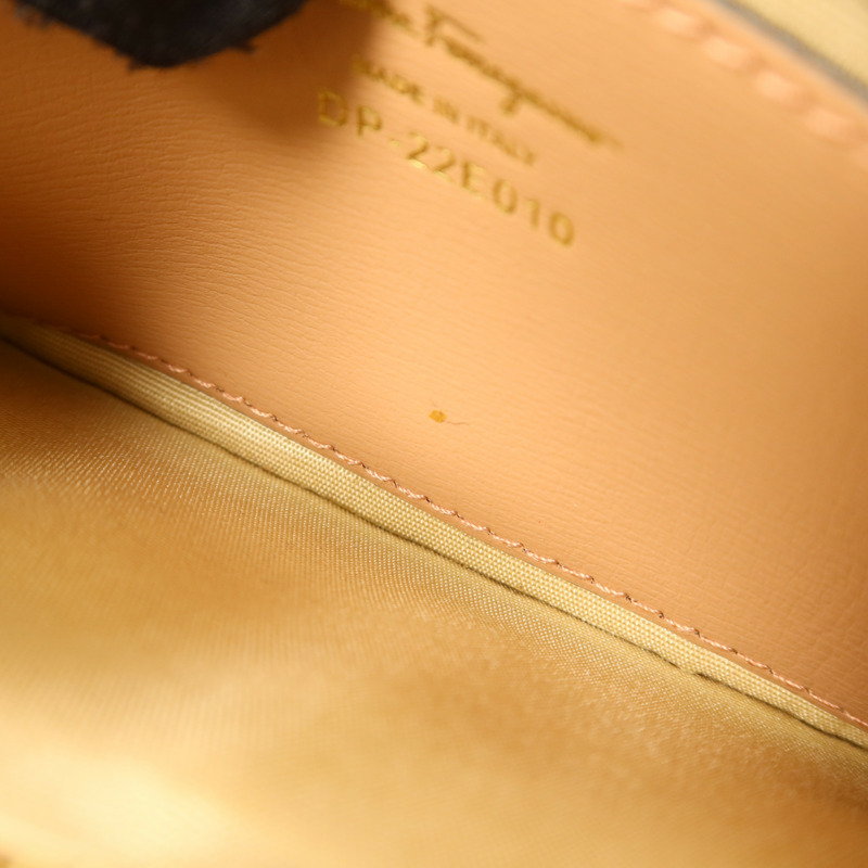 Salvatore Ferragamo 牛皮皮革Card Case金扣卡片套-13