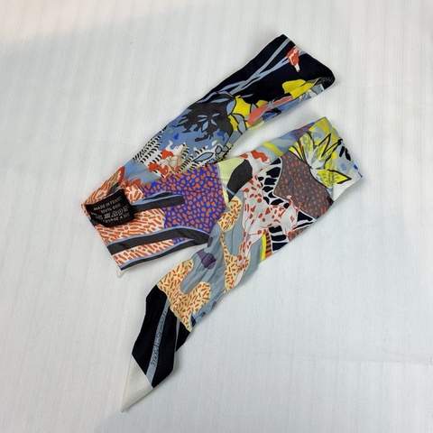 愛馬仕/Hermes Twilly自由之城絲帶綁帶 狗狗圖案很特別