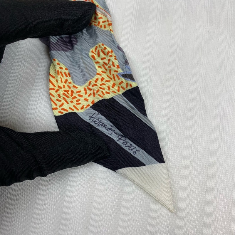 愛馬仕/Hermes Twilly自由之城絲帶綁帶 狗狗圖案很特別-5