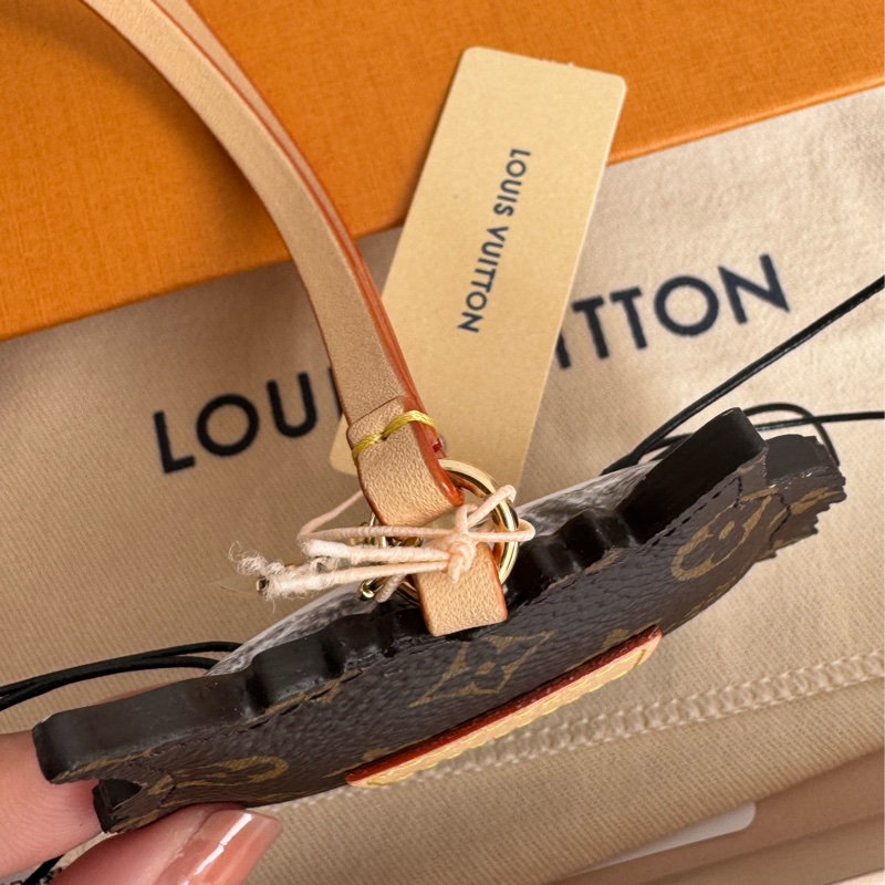 LV M02944貓咪吊飾🐱 超可愛❤️‍🔥-4