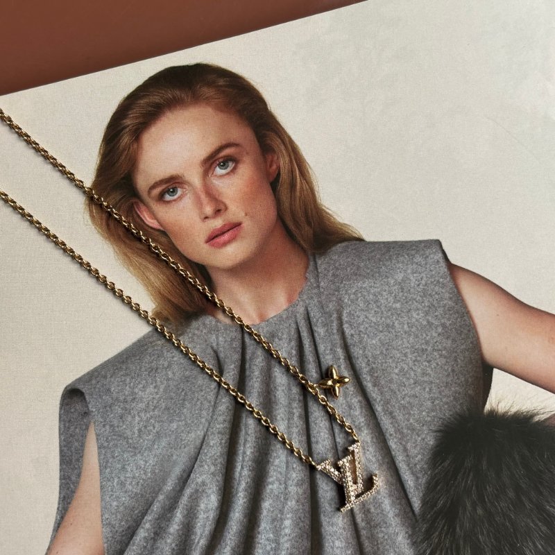 ::LOUIS VUITTON:: LV M00596 ICONIC 系列水晶萊茵石墜飾項鍊-4