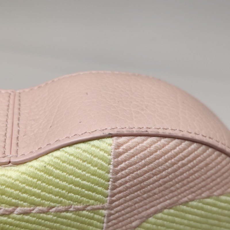 Burberry Chess牛皮拼色馬頭金屬裝飾單肩包9.8新-10