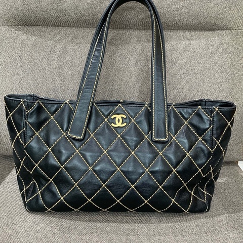Chanel香奈兒 外縫線黑金配色托特大號 高23 底長36