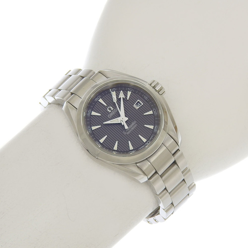 近全新歐米茄海馬系列Aqua Terra日期顯示腕錶，150公尺防水，型號231 10 61 06 001，灰色錶盤，不鏽鋼錶殼，石英機芯，30毫米錶徑-7