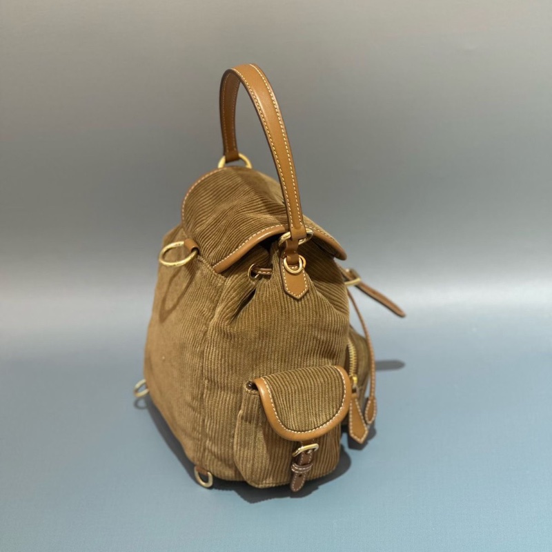 Miumiu 皮革刻字徽標 織物燈芯絨 抽繩後背包肉桂色 芯片款 23x26x12cm  99新配件肩帶 塵袋-4