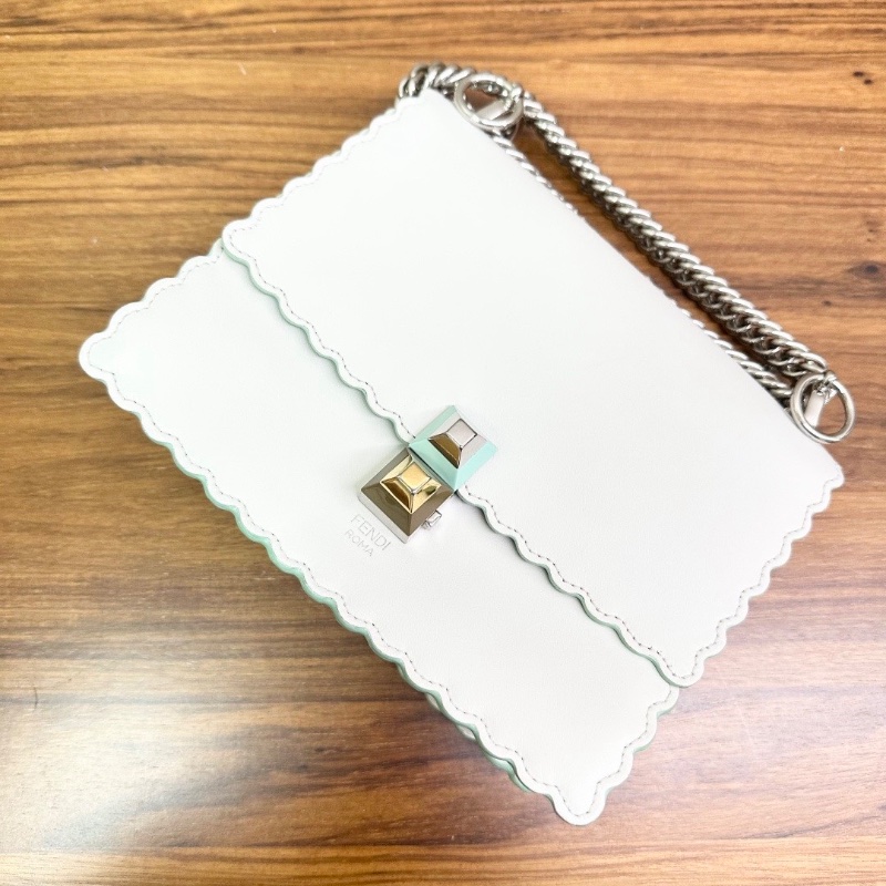 FENDI  KANI波浪肩背斜背包19*15*9 98新配件塵袋-3