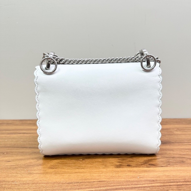 FENDI  KANI波浪肩背斜背包19*15*9 98新配件塵袋-7