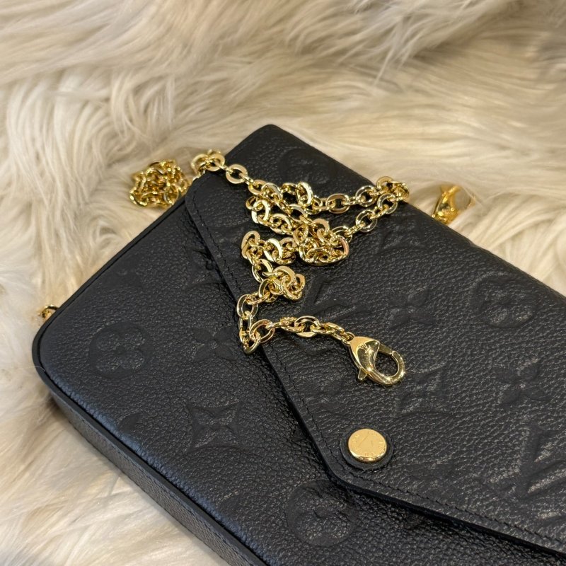 LV 黑壓紋三合一鍊包-7